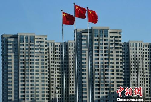 資料圖:一處剛建設(shè)完工的房地產(chǎn)樓盤(pán)。 <a target='_blank' _fcksavedurl='http://www.chinanews.com/'></table>中新社</a>記者 張斌 攝
